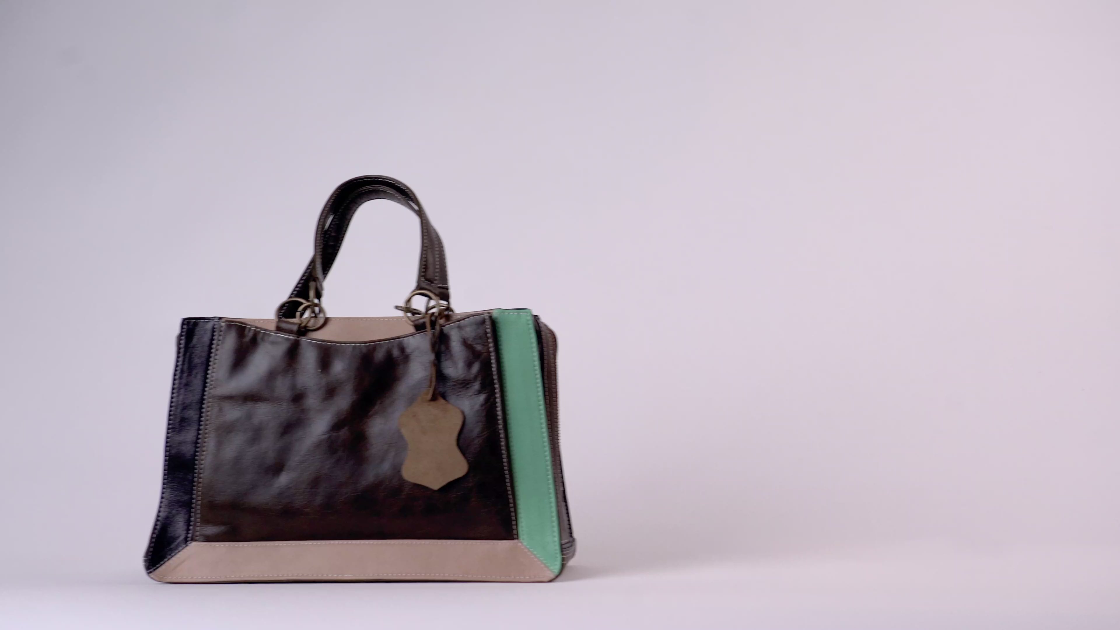 Video of leather shoulder bag